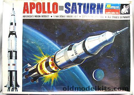 Monogram 1/144 Apollo Saturn V  -  30 inches tall, PS193-600 plastic model kit